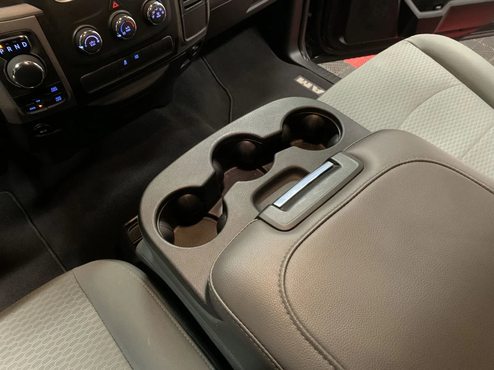 Used 2018 RAM 1500 Express w/ Express Value Package image 34