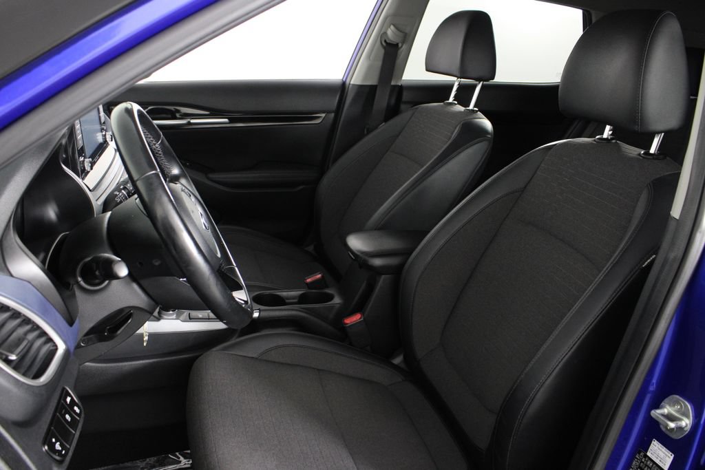 Used 2021 Kia Seltos S AWD/4WD image 19