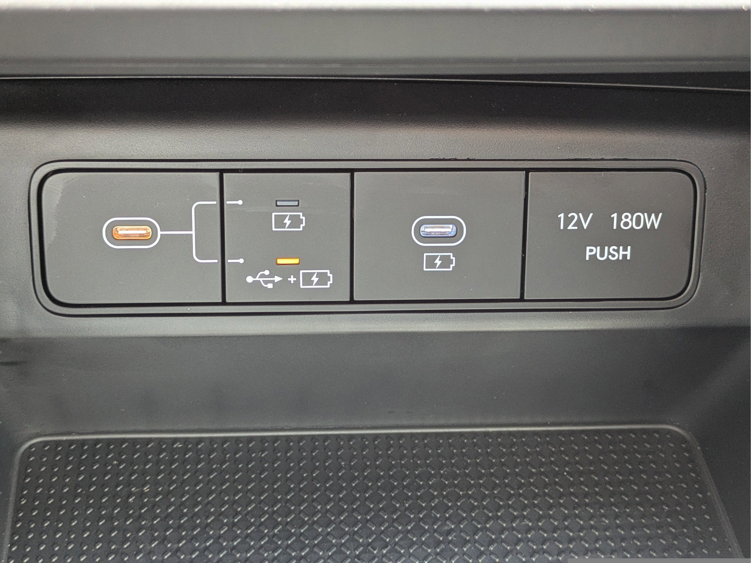 Certified 2026 Hyundai Santa Cruz SE FWD image 22