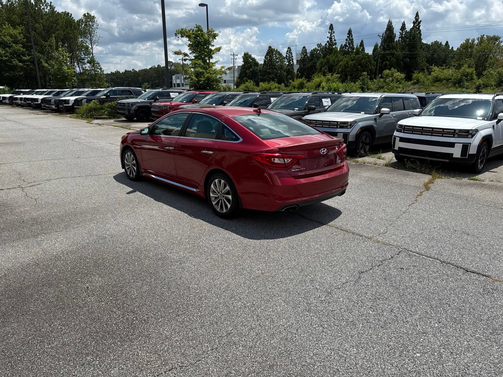 Used 2017 Hyundai Sonata Sport w/ Value Edition Package 02 FWD image 3