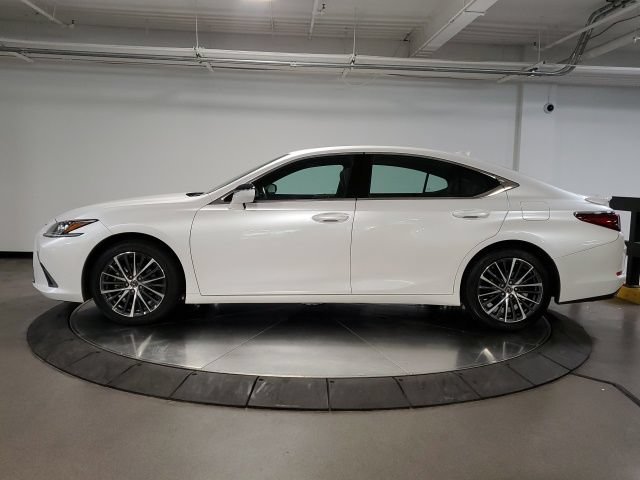 Used 2025 Lexus ES 350 w/ Premium Package FWD image 4