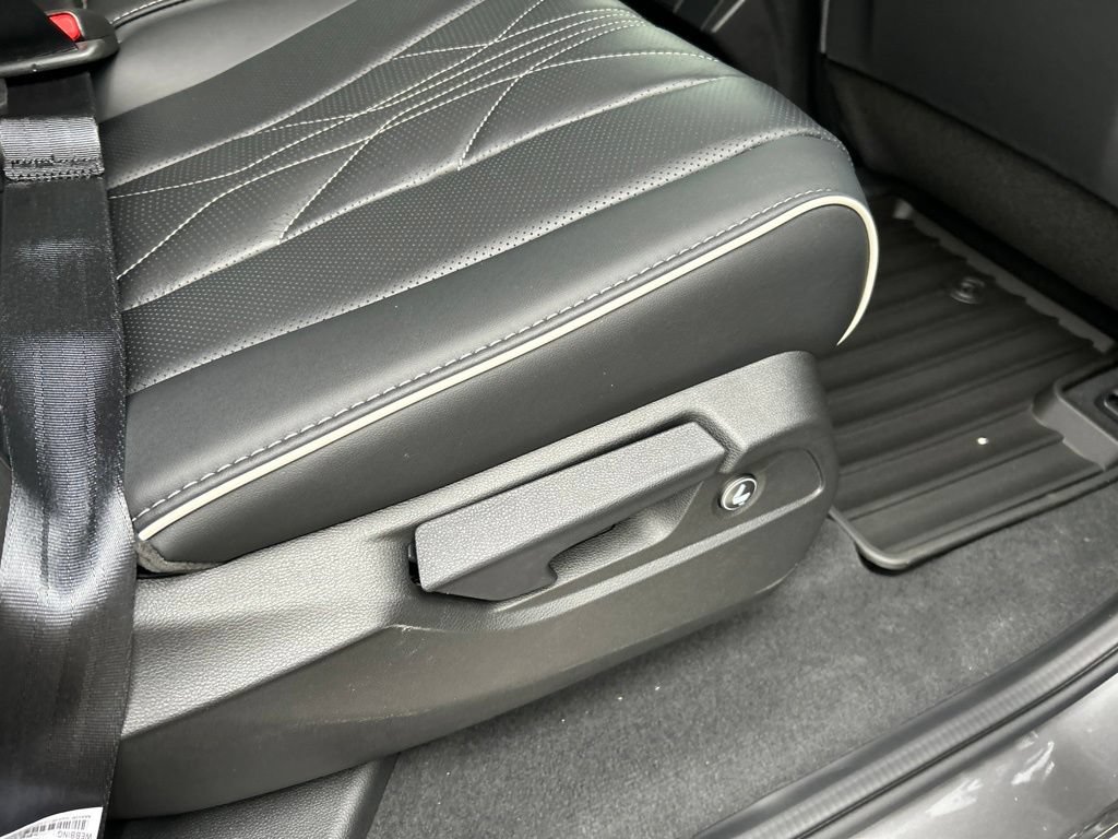 New 2026 Acura MDX w/ Advance Package AWD/4WD image 28