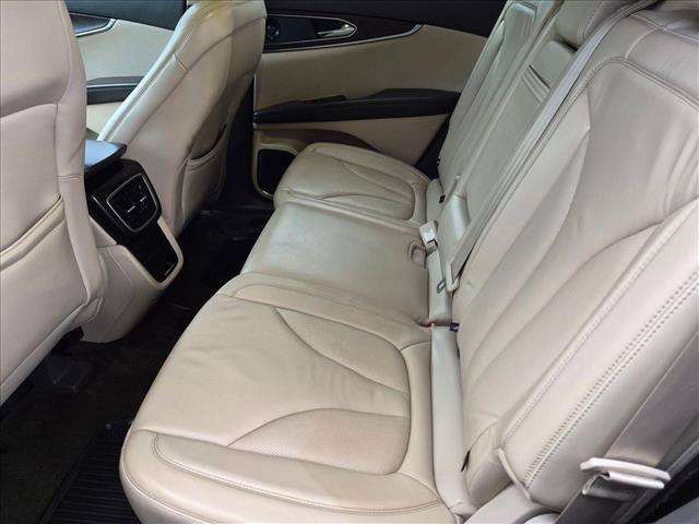 Used 2016 Lincoln MKX Select w/ Select Plus Package FWD image 19