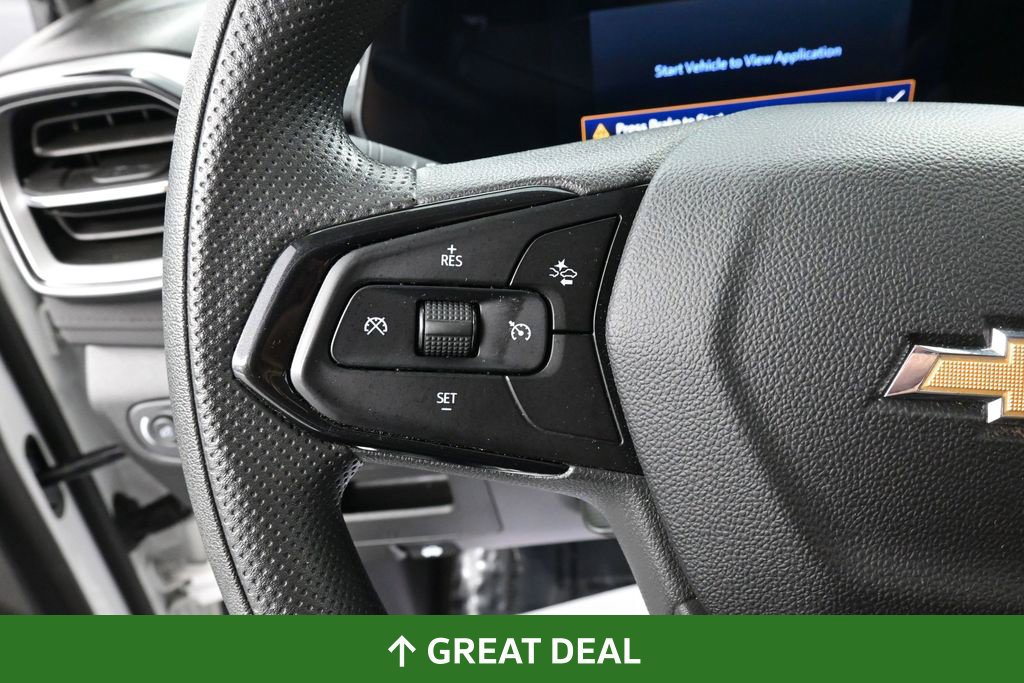 Used 2025 Chevrolet TrailBlazer LT AWD/4WD image 34