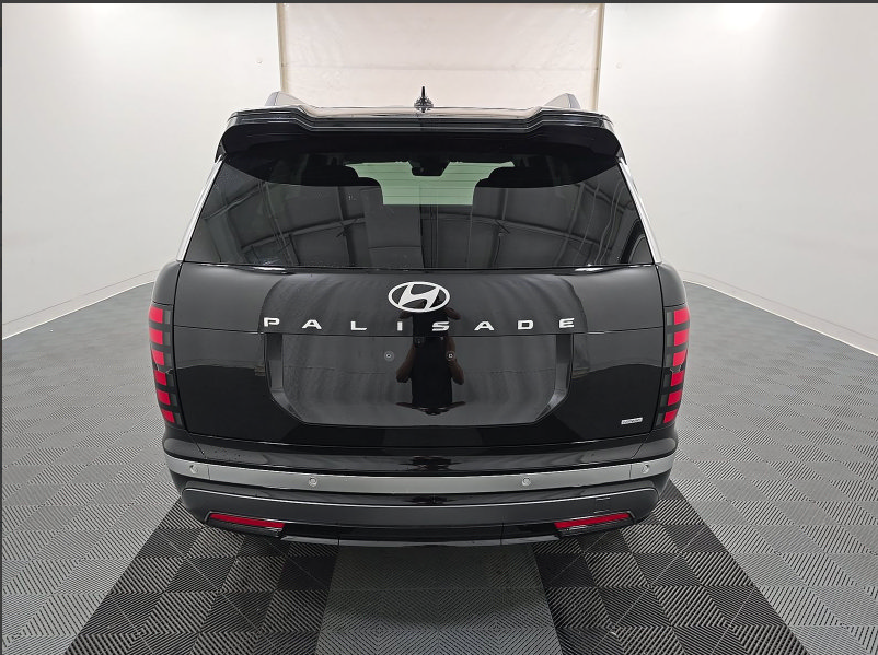 Used 2026 Hyundai Palisade Limited AWD/4WD image 5