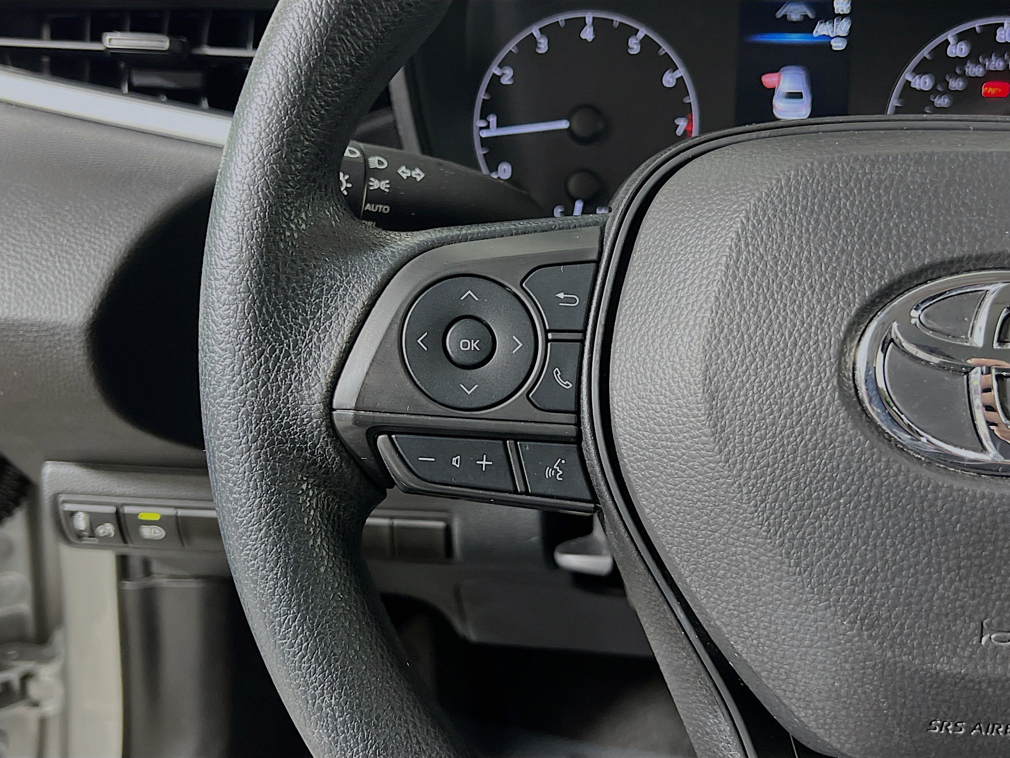 Used 2024 Toyota Corolla LE FWD image 19