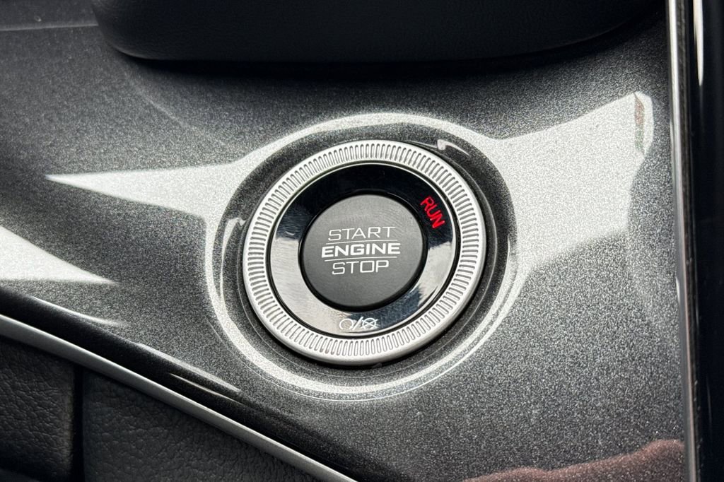 Used 2022 Jeep Grand Cherokee Altitude image 33