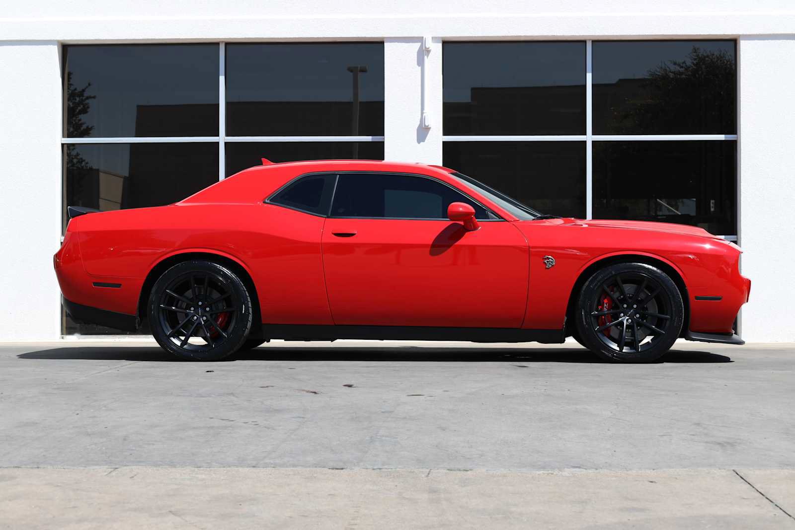 Used 2023 Dodge Challenger SRT Hellcat RWD image 8
