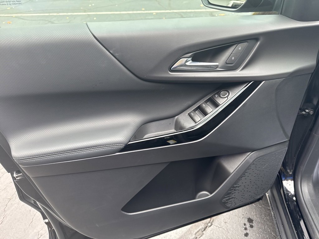 New 2026 Chevrolet Equinox LT image 7