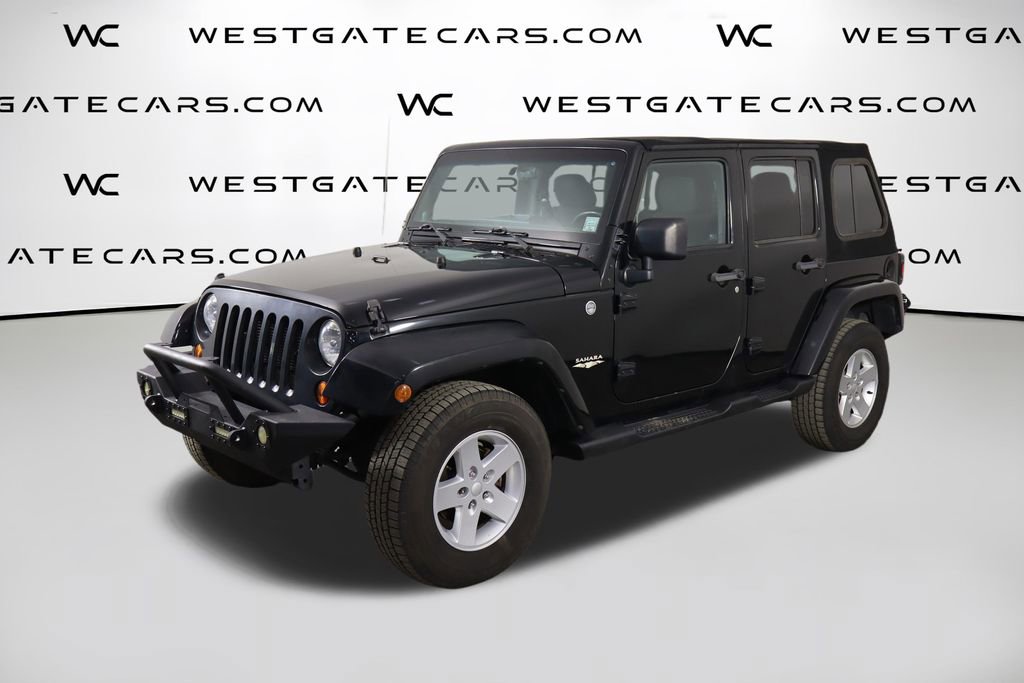 Used 2012 Jeep Wrangler Unlimited Sahara w/ Connectivity Group AWD/4WD image 1