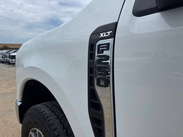 Used 2025 Ford F250 XLT w/ FX4 Off-Road Package AWD/4WD image 7
