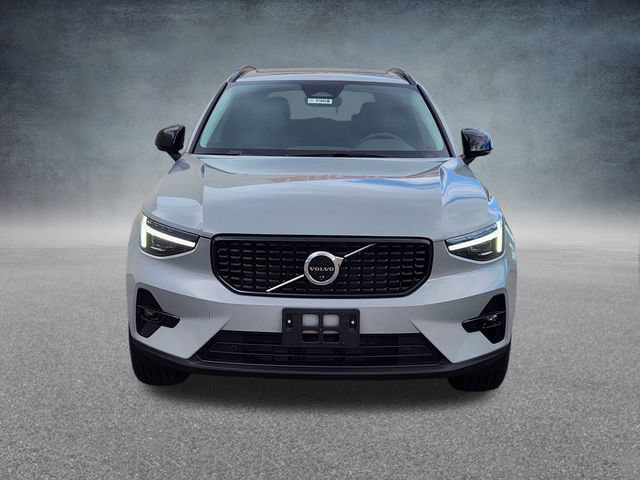 New 2026 Volvo XC40 B5 Ultra w/ Climate Package AWD/4WD image 2
