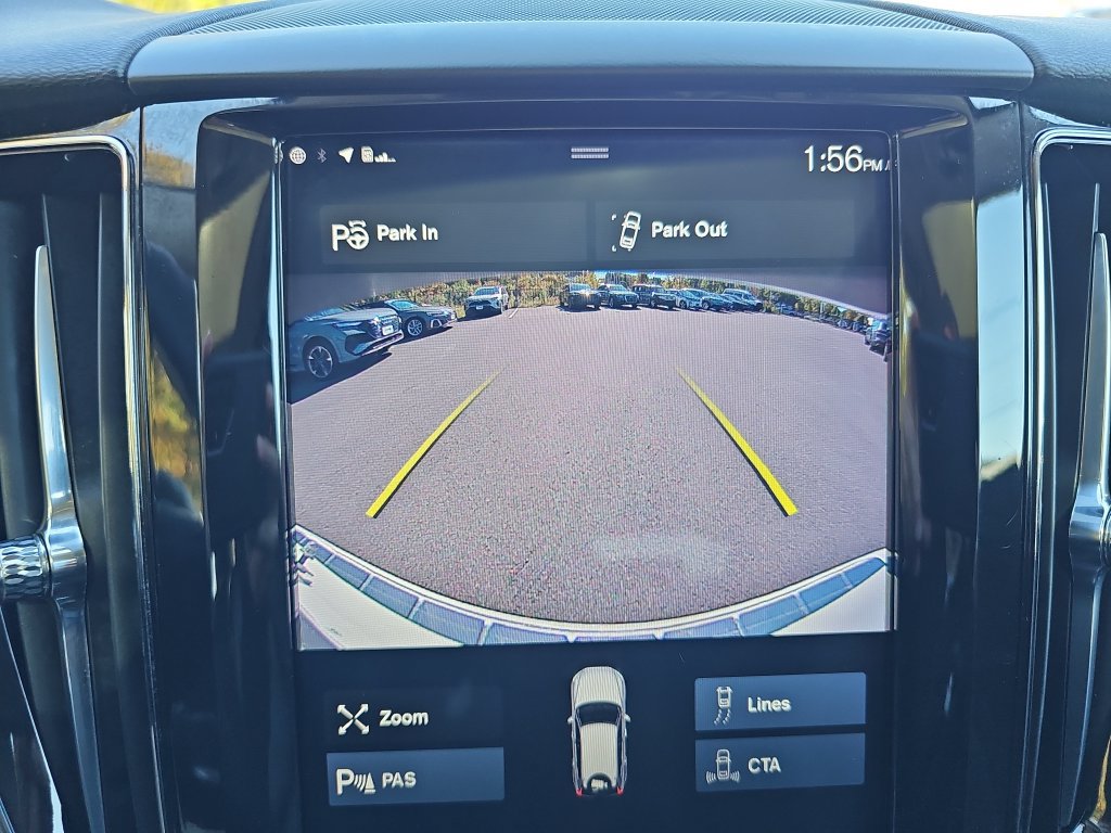 Used 2018 Volvo XC60 T5 Momentum w/ Vision Package AWD/4WD image 15
