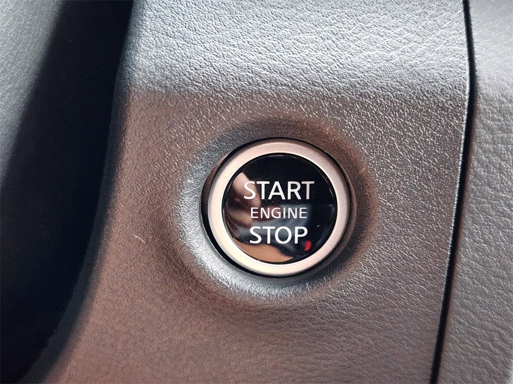 New 2025 Nissan Frontier SV w/ SV Convenience Package image 15