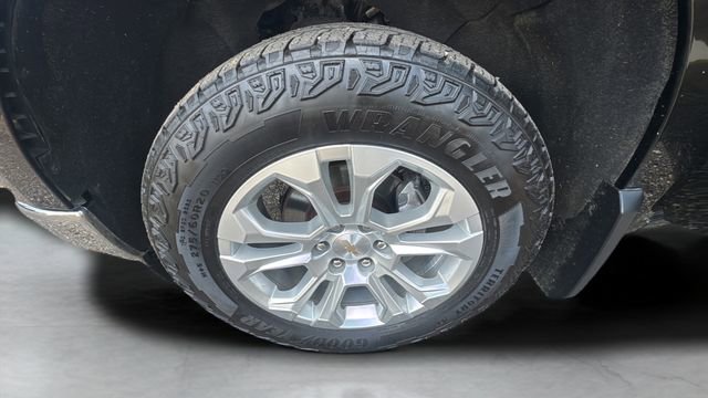 Used 2023 Chevrolet Silverado 1500 LTZ AWD/4WD image 26