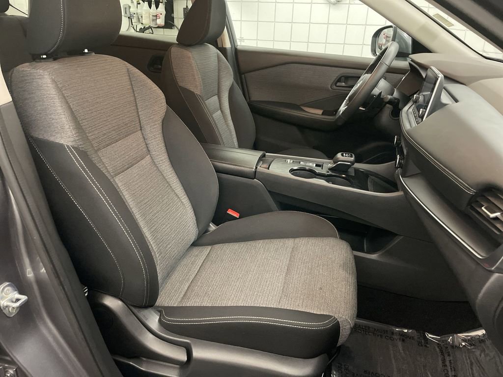 Used 2021 Nissan Rogue S image 20