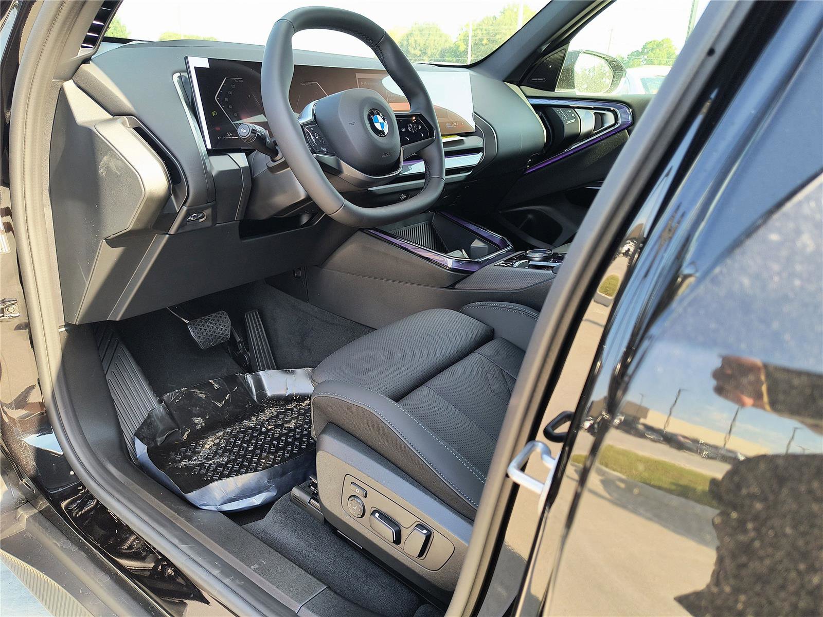 New 2026 BMW X3 xDrive30 w/ Premium Package image 2