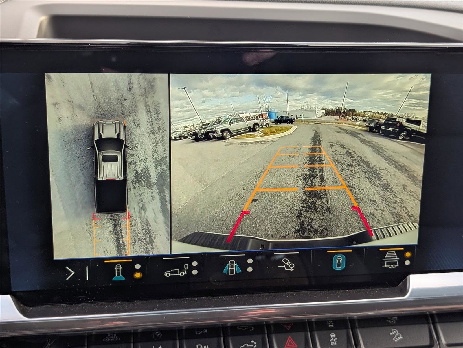 Used 2024 Chevrolet Silverado 3500 High Country w/ High Country Premium Package image 31