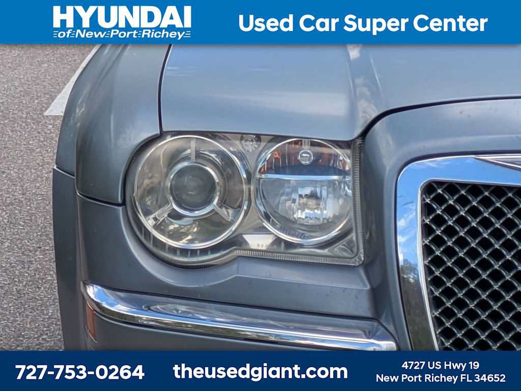 Used 2007 Chrysler 300 C RWD image 9