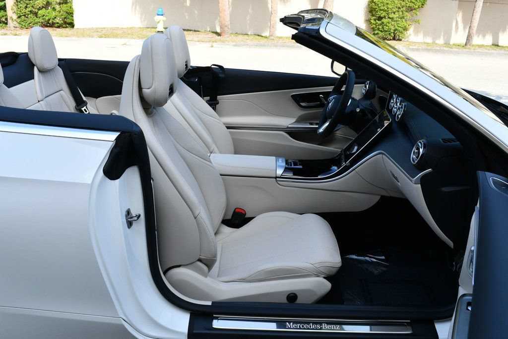 Used 2024 Mercedes-Benz CLE 300 4MATIC Cabriolet image 63