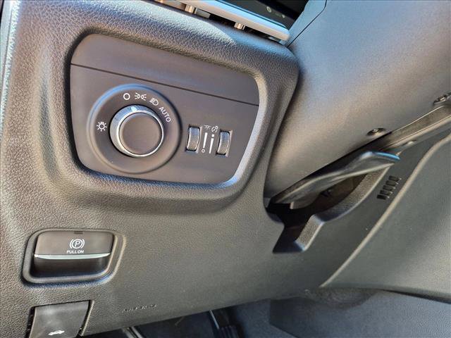 Used 2022 Jeep Grand Cherokee L Laredo w/ Luxury Tech Group I AWD/4WD image 15