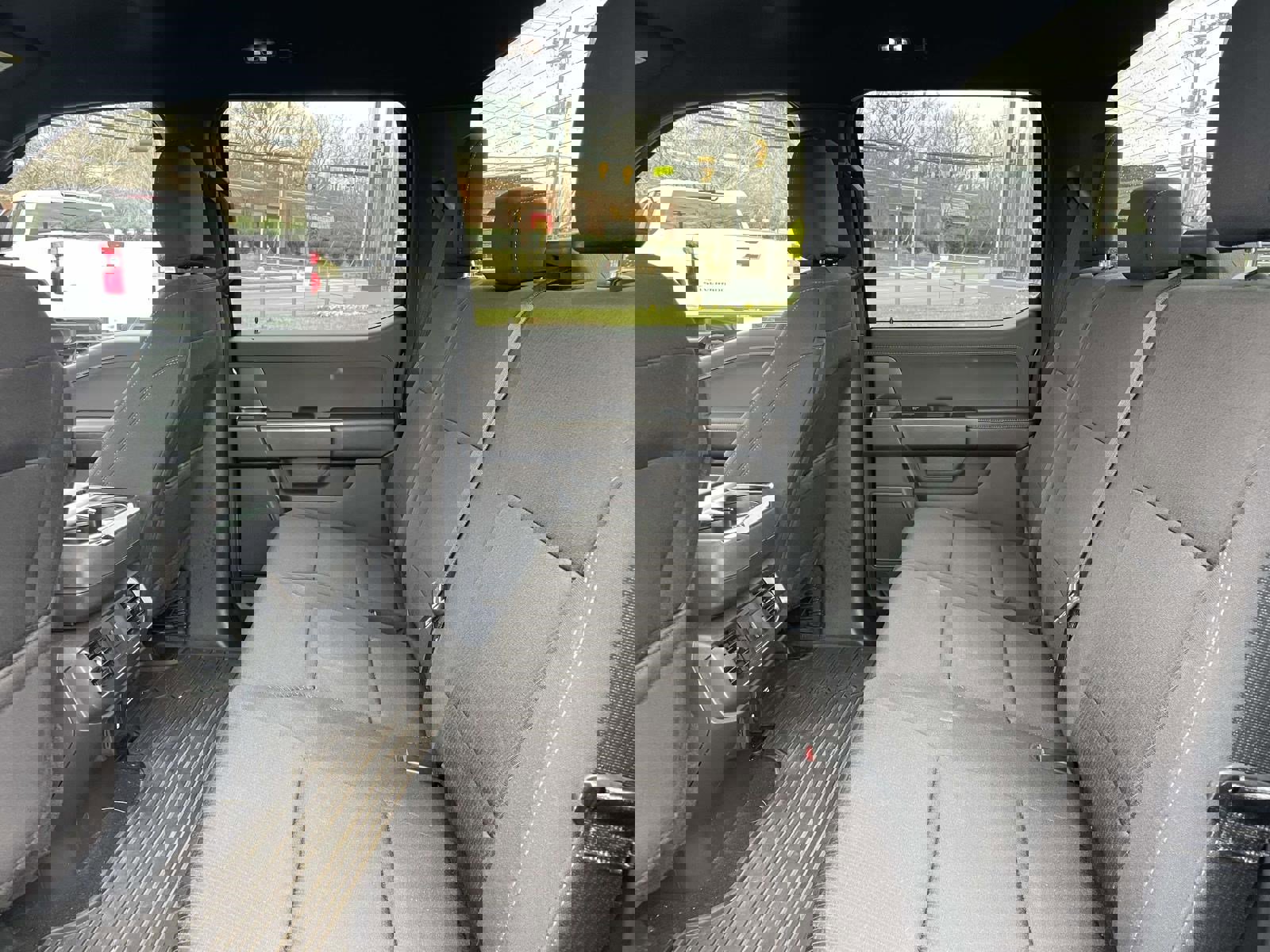 Used 2024 Ford F150 XLT w/ XLT Black Appearance Package image 15