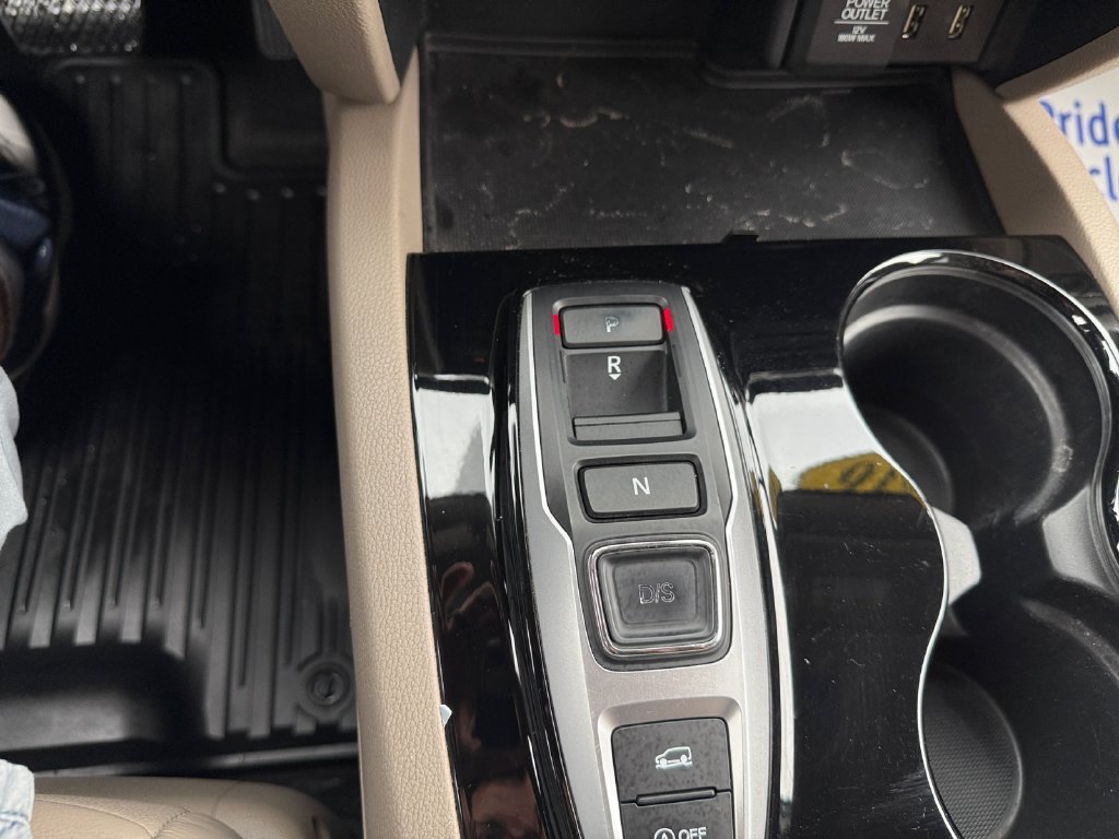Used 2016 Honda Pilot Touring image 25