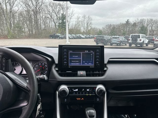 Used 2021 Toyota RAV4 LE image 24