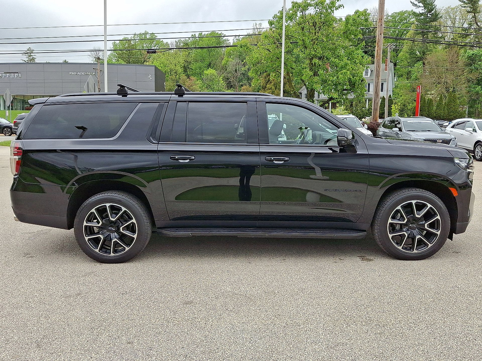 Certified 2023 Chevrolet Suburban RST w/ Sport Performance Package AWD/4WD image 26