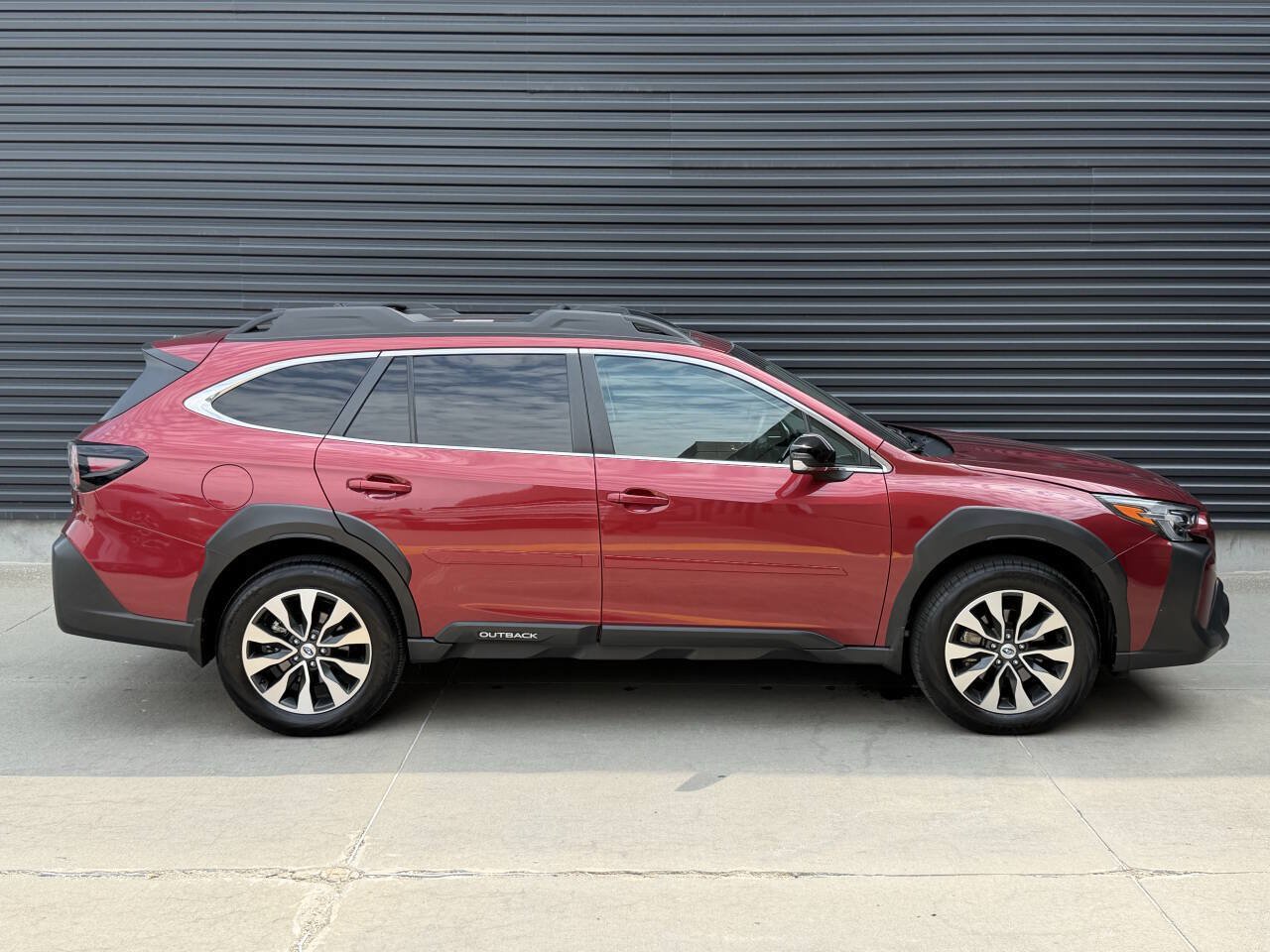 Used 2024 Subaru Outback Limited XT w/ Popular Package #2 AWD/4WD image 10