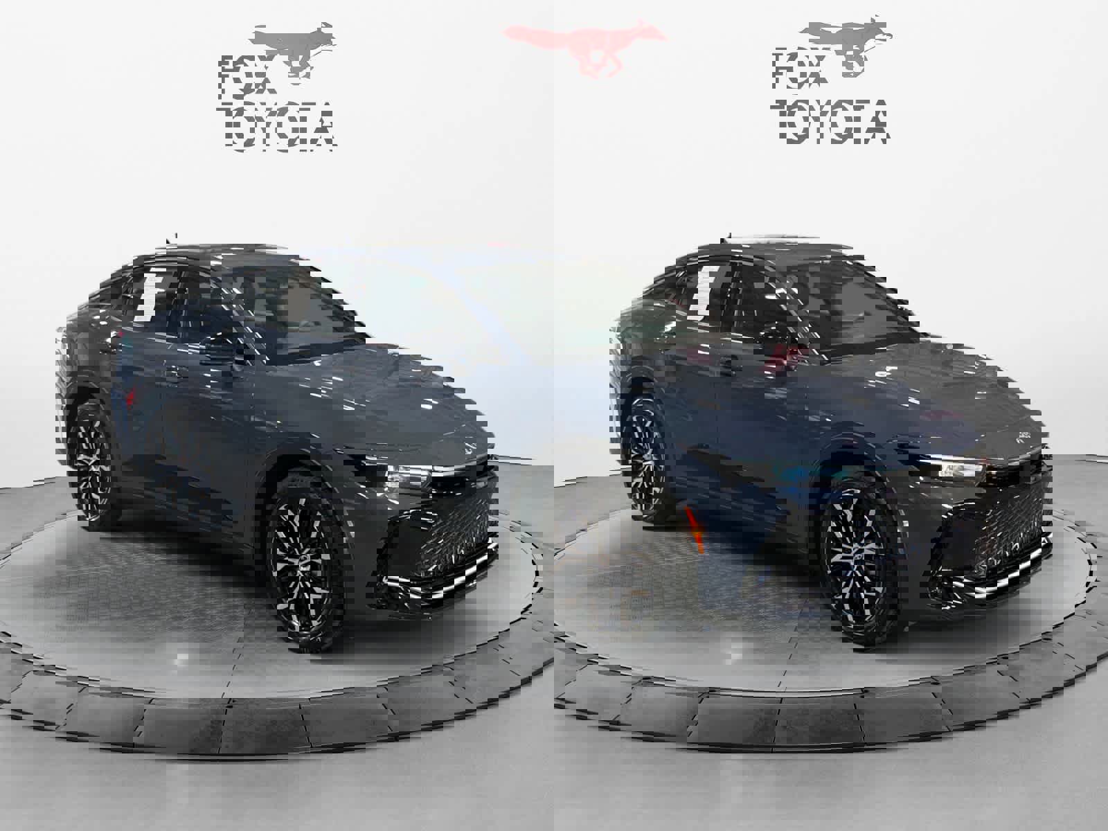 Used 2026 Toyota Crown XLE AWD/4WD image 8