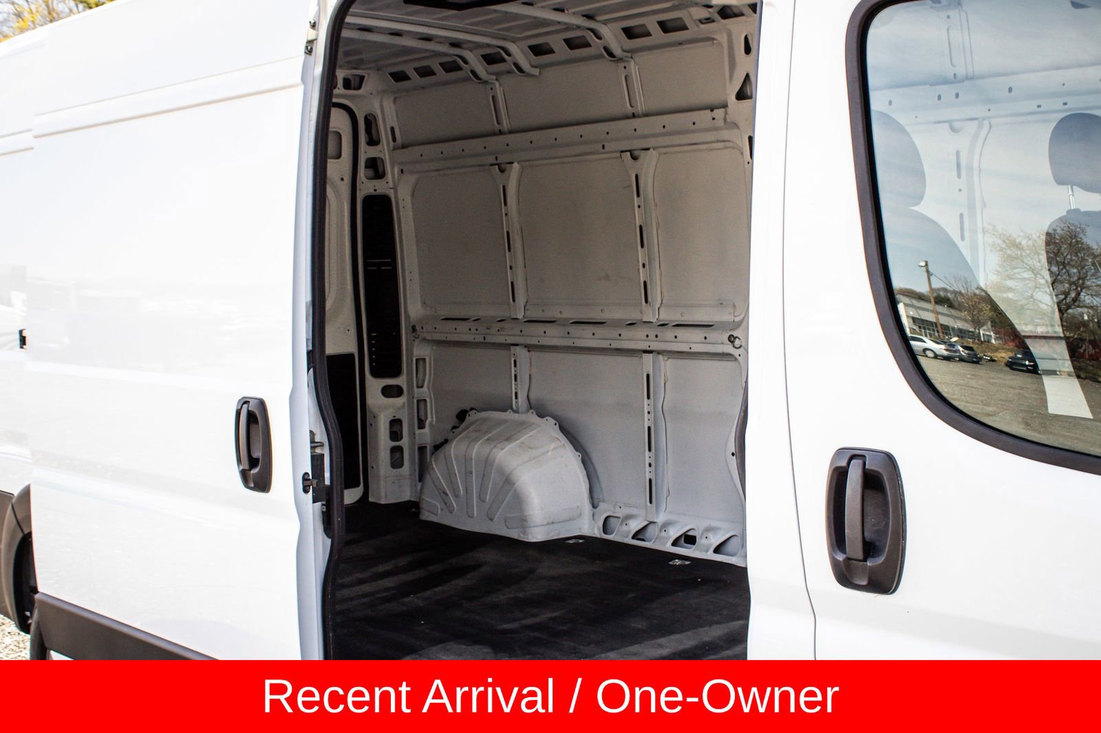 Used 2023 RAM ProMaster 2500 image 17