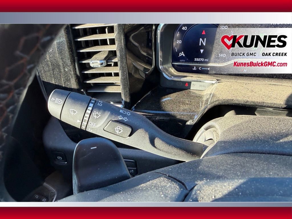 Used 2025 Chevrolet Silverado 1500 LT w/ Leather Package image 13