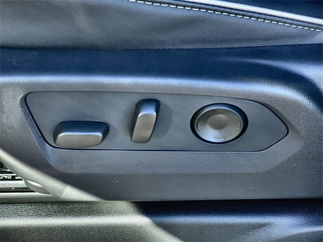 New 2026 Chevrolet Suburban Premier image 25