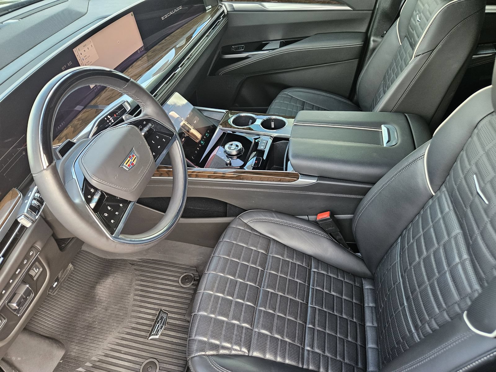 Certified 2025 Cadillac Escalade Sport Platinum w/ LPO, Floor Liner Package AWD/4WD image 15
