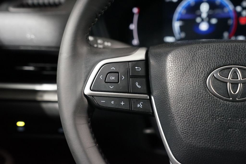 Certified 2024 Toyota Grand Highlander XLE image 14