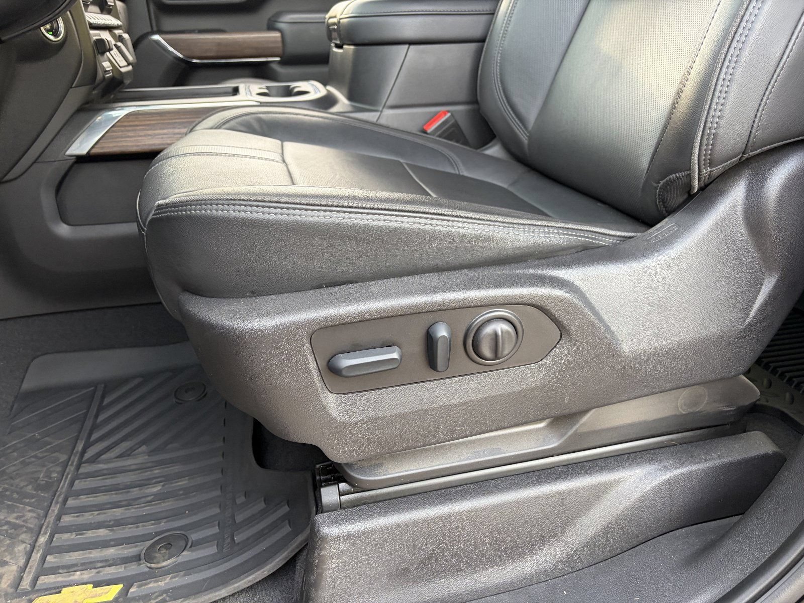 Certified 2023 Chevrolet Silverado 2500 High Country w/ Z71 Off-Road Package AWD/4WD image 22