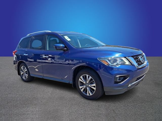 Used 2017 Nissan Pathfinder SL w/ SL Tech Package FWD image 2