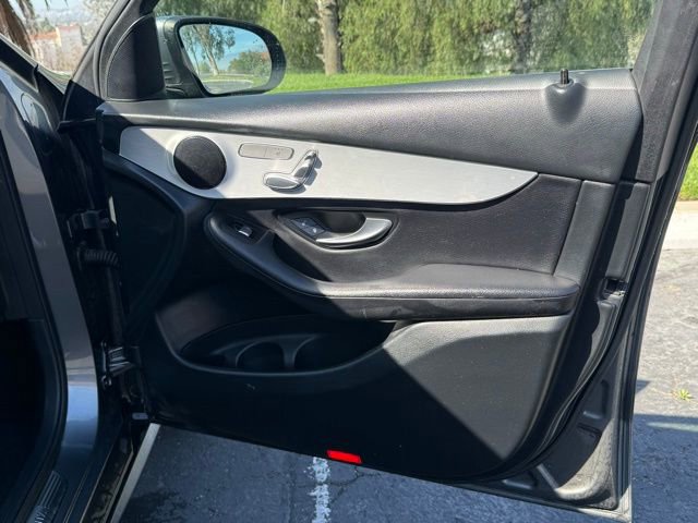 Used 2019 Mercedes-Benz GLC 300 image 8