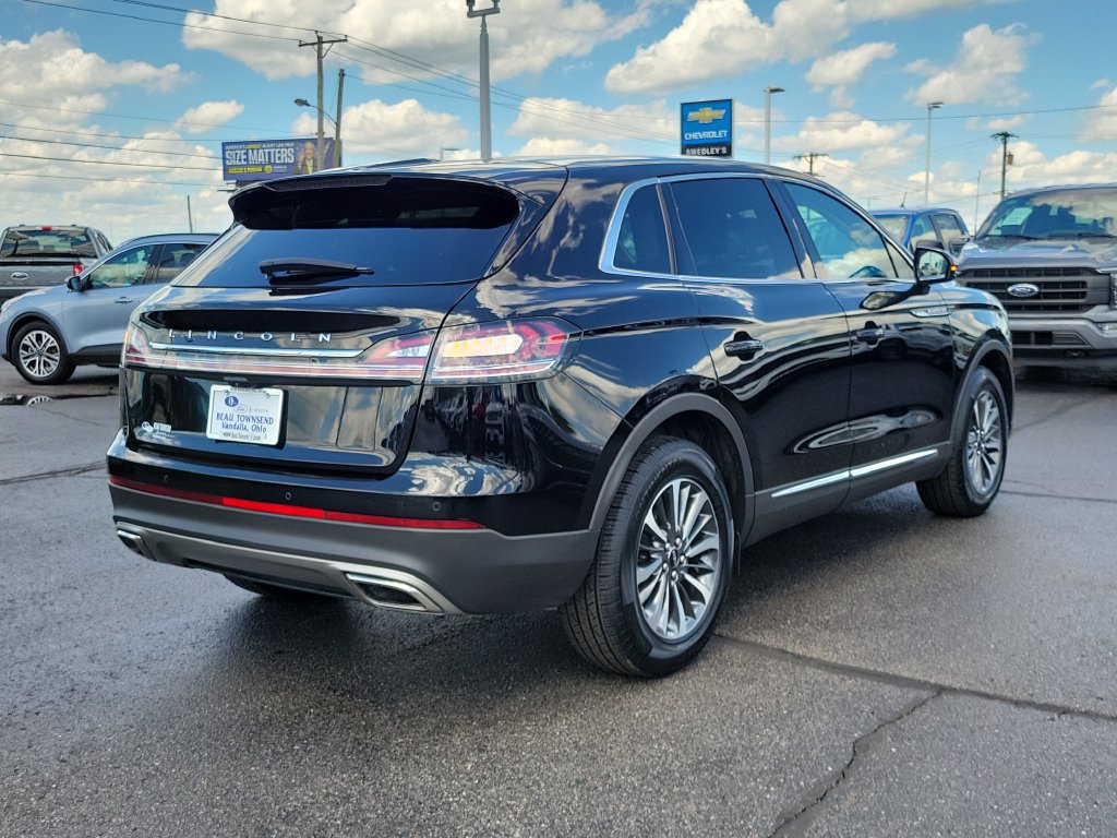 Certified 2023 Lincoln Nautilus FWD w/ Premium Package image 4