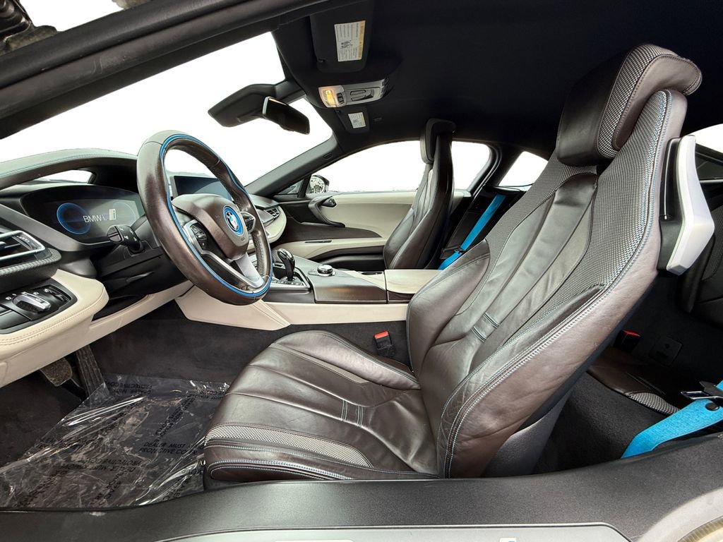 Used 2019 BMW i8 Coupe image 9