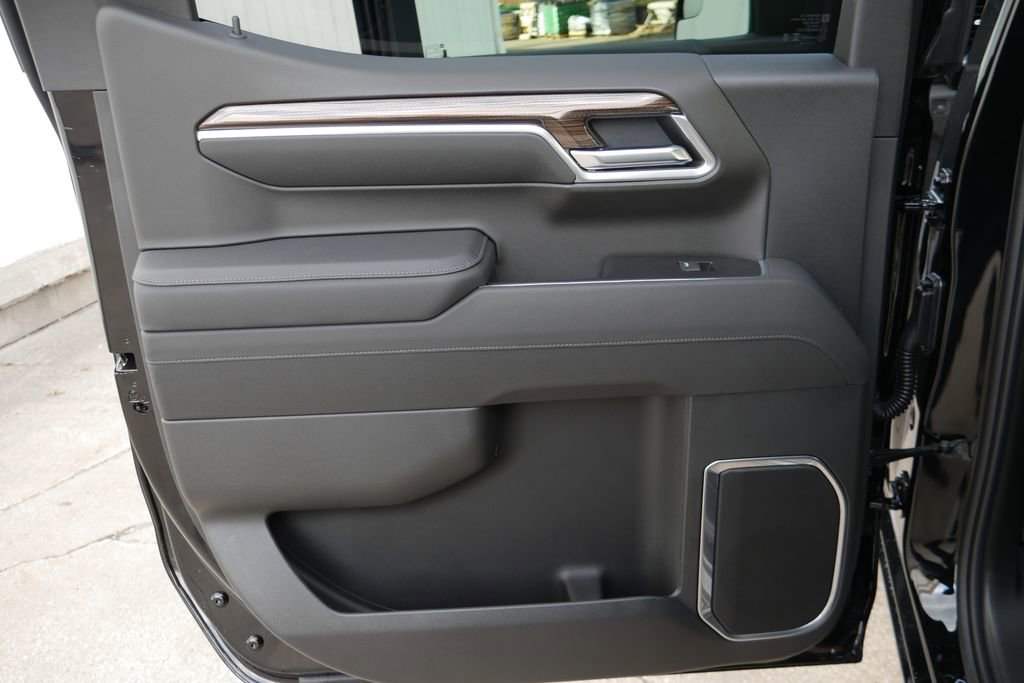 New 2026 Chevrolet Silverado 1500 LT image 30