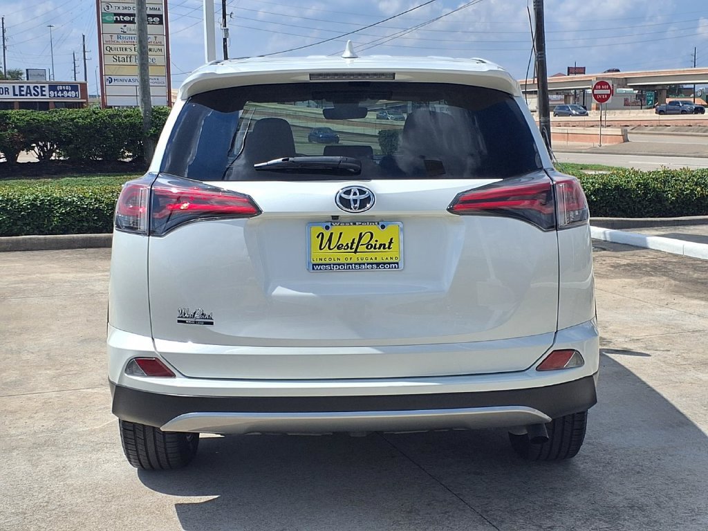 Used 2018 Toyota RAV4 Limited FWD image 5