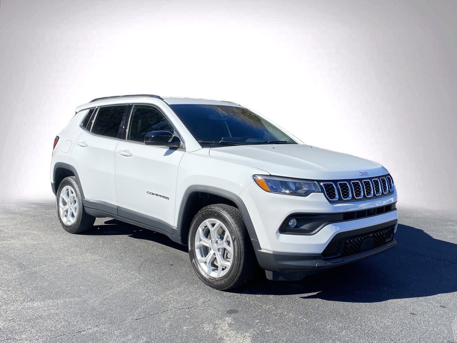 Used 2024 Jeep Compass Latitude video 2