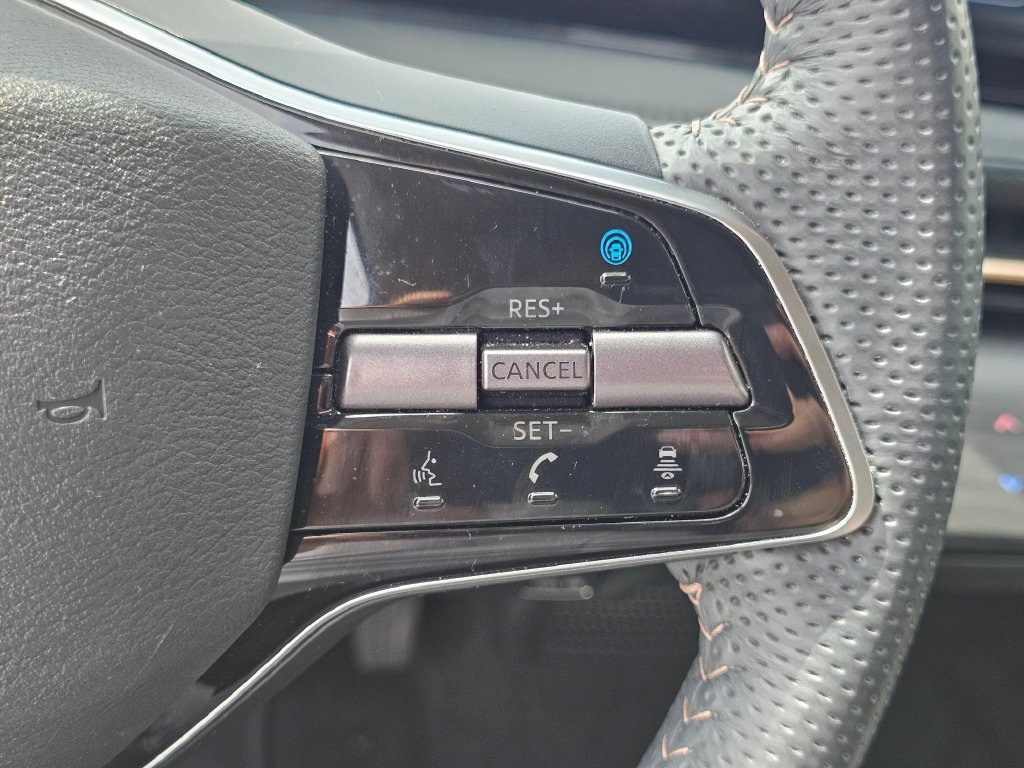 Used 2024 Nissan Ariya AWD image 27