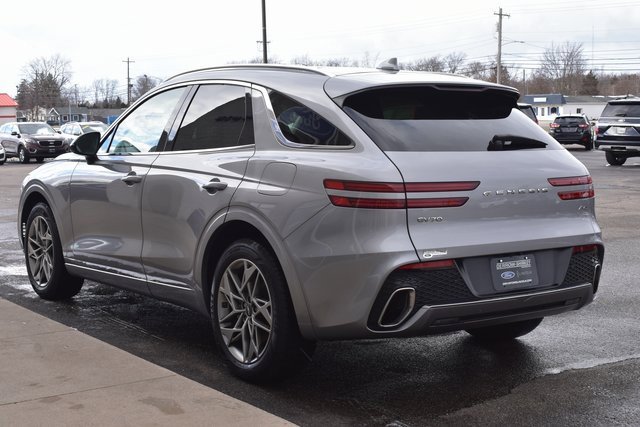 Used 2022 Genesis GV70 2.5T w/ Select Package image 10