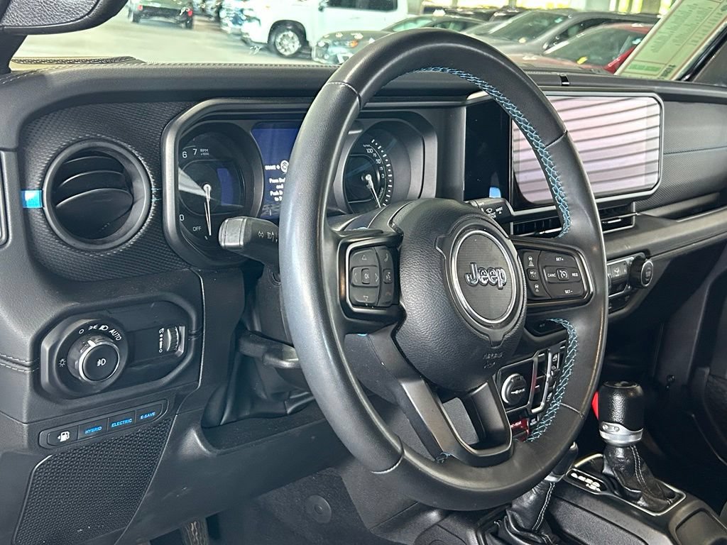 Used 2024 Jeep Wrangler Unlimited Rubicon 4xe AWD/4WD image 19