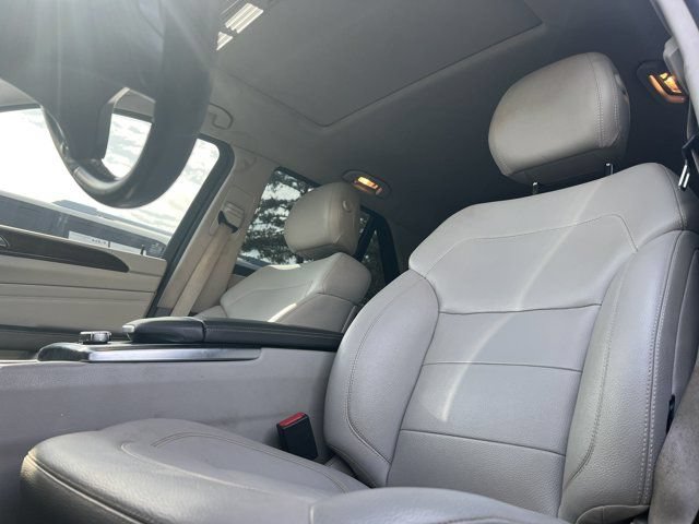 Used 2012 Mercedes-Benz ML 350 4MATIC image 3