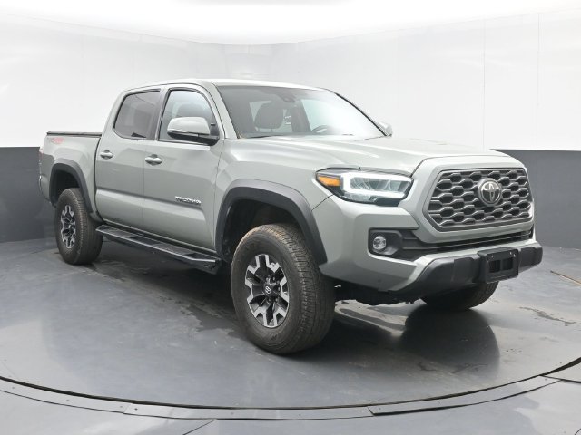 Used 2023 Toyota Tacoma TRD Off-Road AWD/4WD image 2