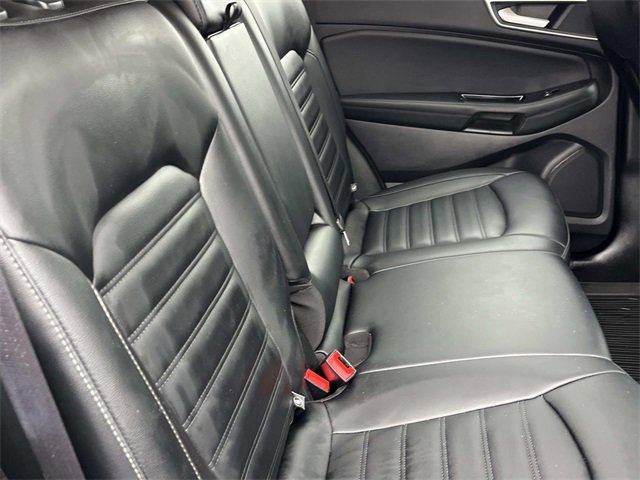 Used 2019 Ford Edge SEL w/ Equipment Group 201A image 23